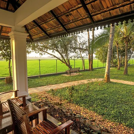 Paadam By The Backwaters Kumarakom Exterior photo