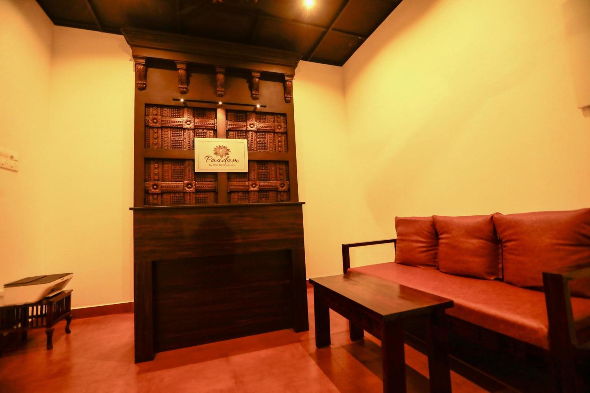 Paadam By The Backwaters Villa Kumarakom