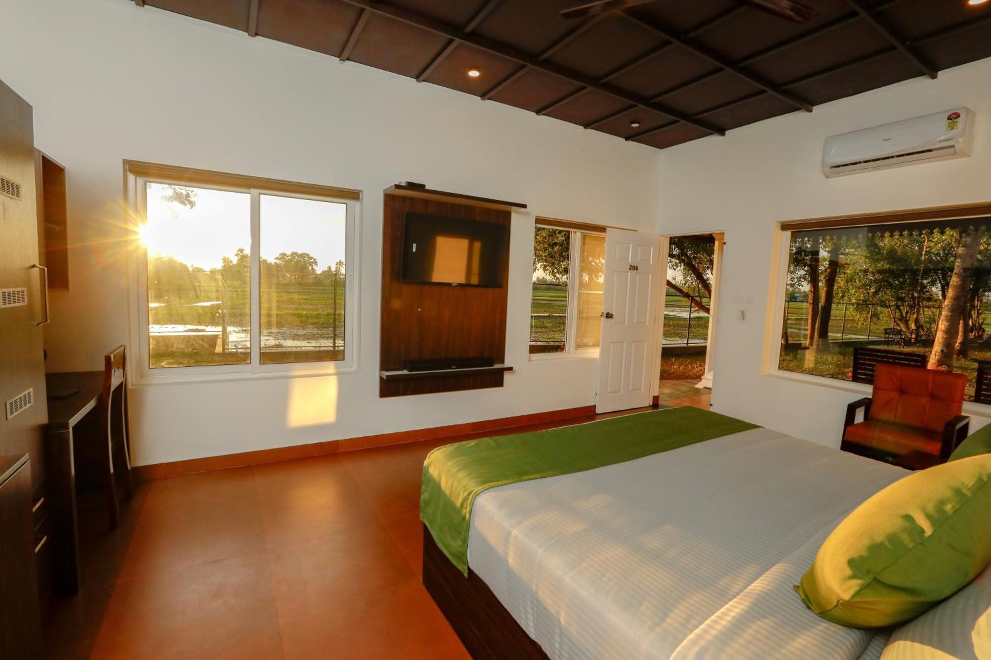 Villa Paadam By The Backwaters