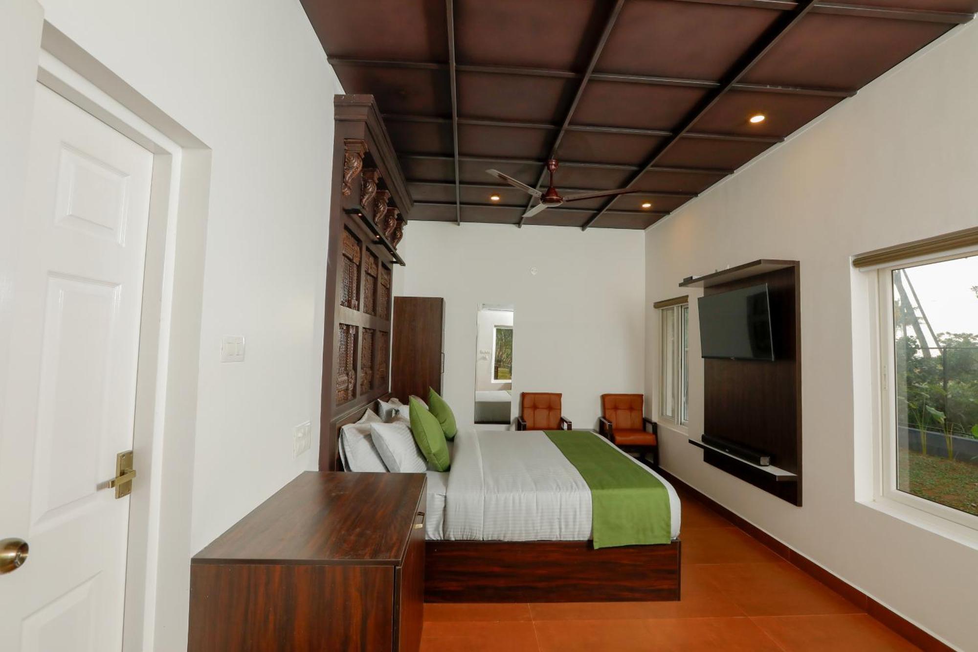 Paadam By The Backwaters Villa *