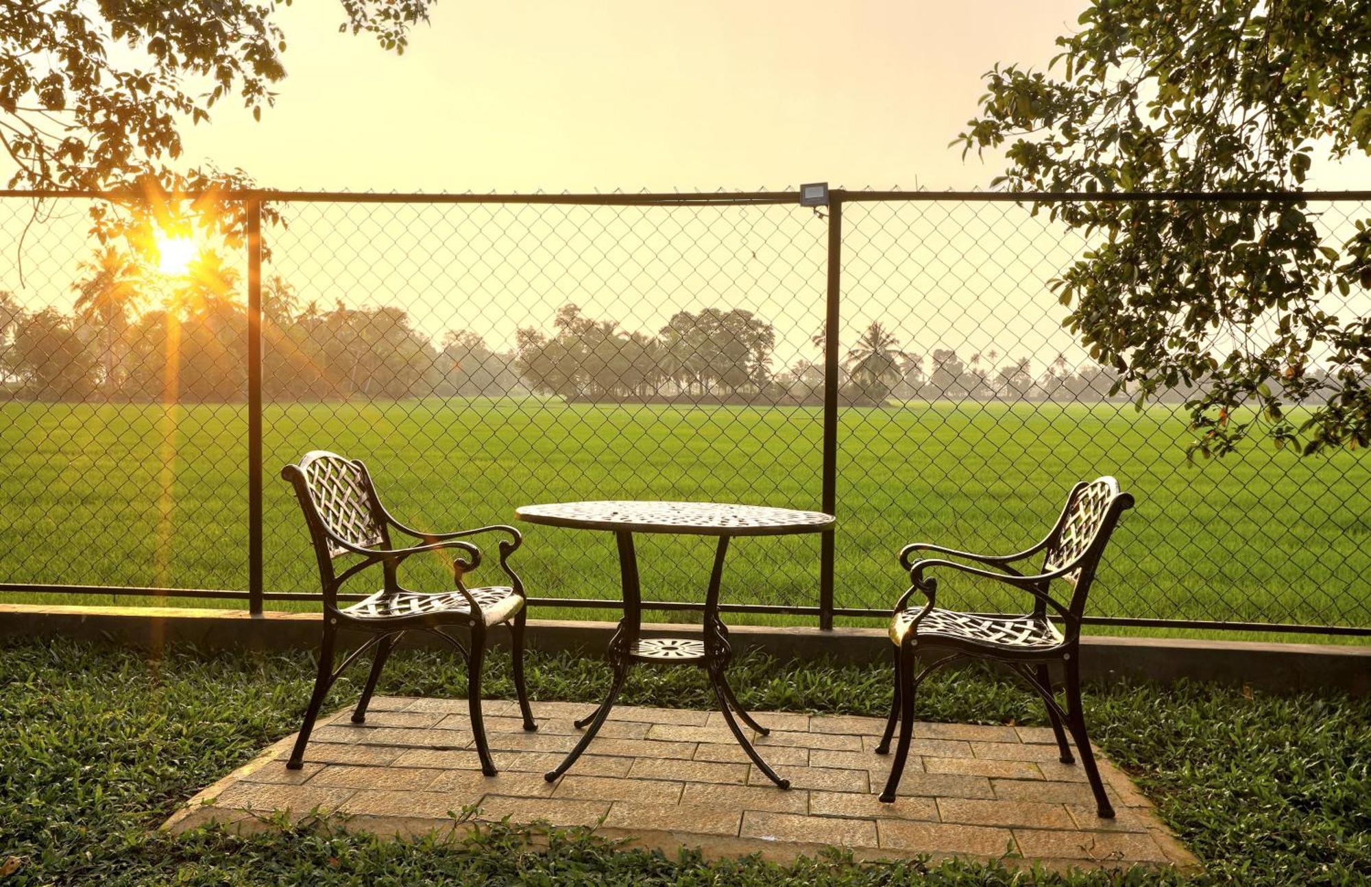 Villa Paadam By The Backwaters *